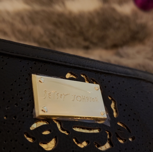 Betsey Johnson Clutch, Black with Gold Roses. NWOT - Picture 7 of 7